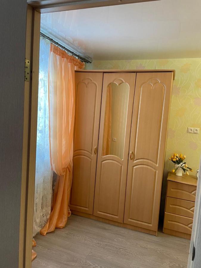 Apartment On Kommunisticheskaya, 14 Polatsk Bagian luar foto