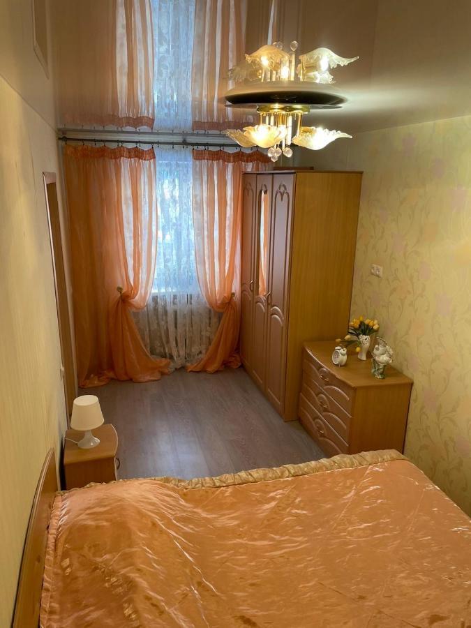 Apartment On Kommunisticheskaya, 14 Polatsk Bagian luar foto